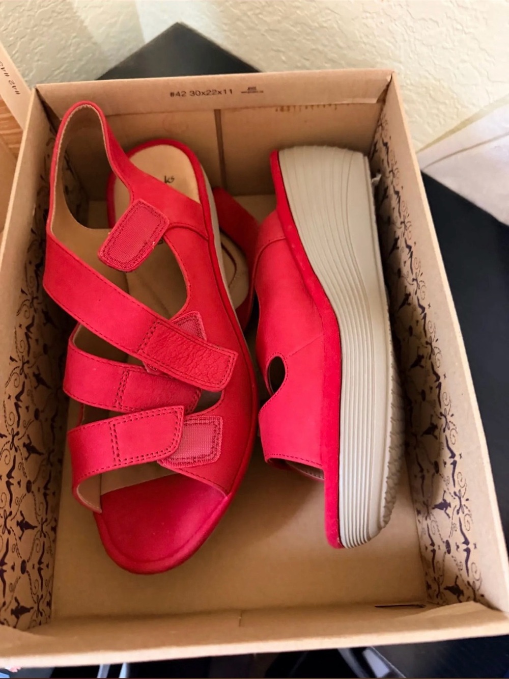 Clarks Bright Red Triple-Strap Hook-and-Loop Comfort Sandals